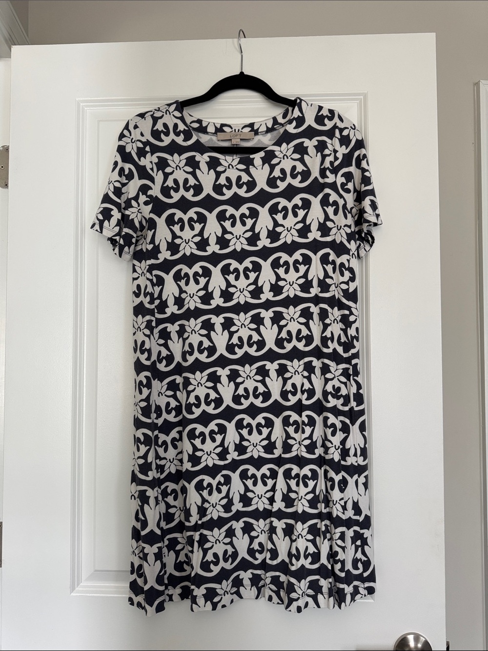 LOFT Blue and White Printed Short Sleeve Mini Dress